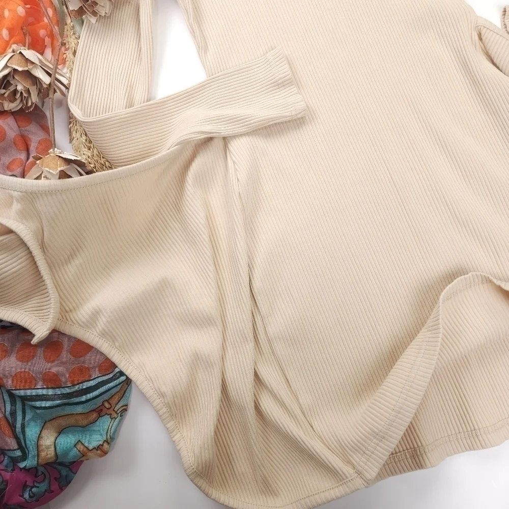 New Superdown Cream Partial Wrap Sweater Dress Size S - Picture 6 of 13